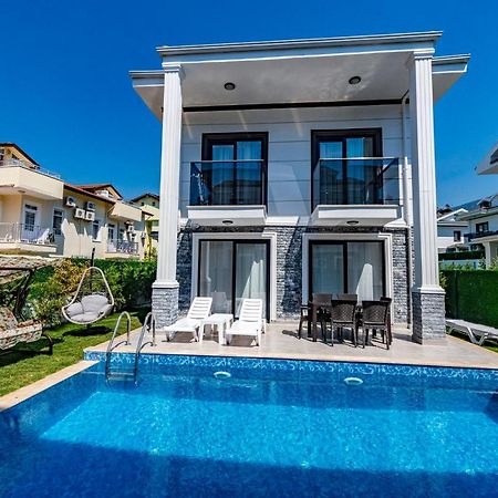 Salkim- 4 Bedroom Holiday Villa In Oludeniz フェティエ エクステリア 写真