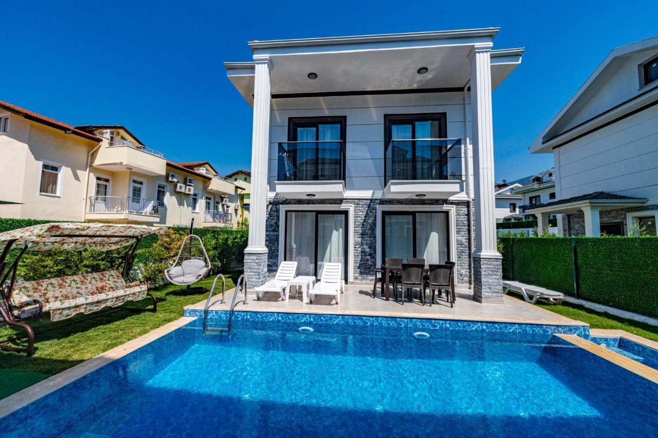 Salkim- 4 Bedroom Holiday Villa In Oludeniz フェティエ エクステリア 写真