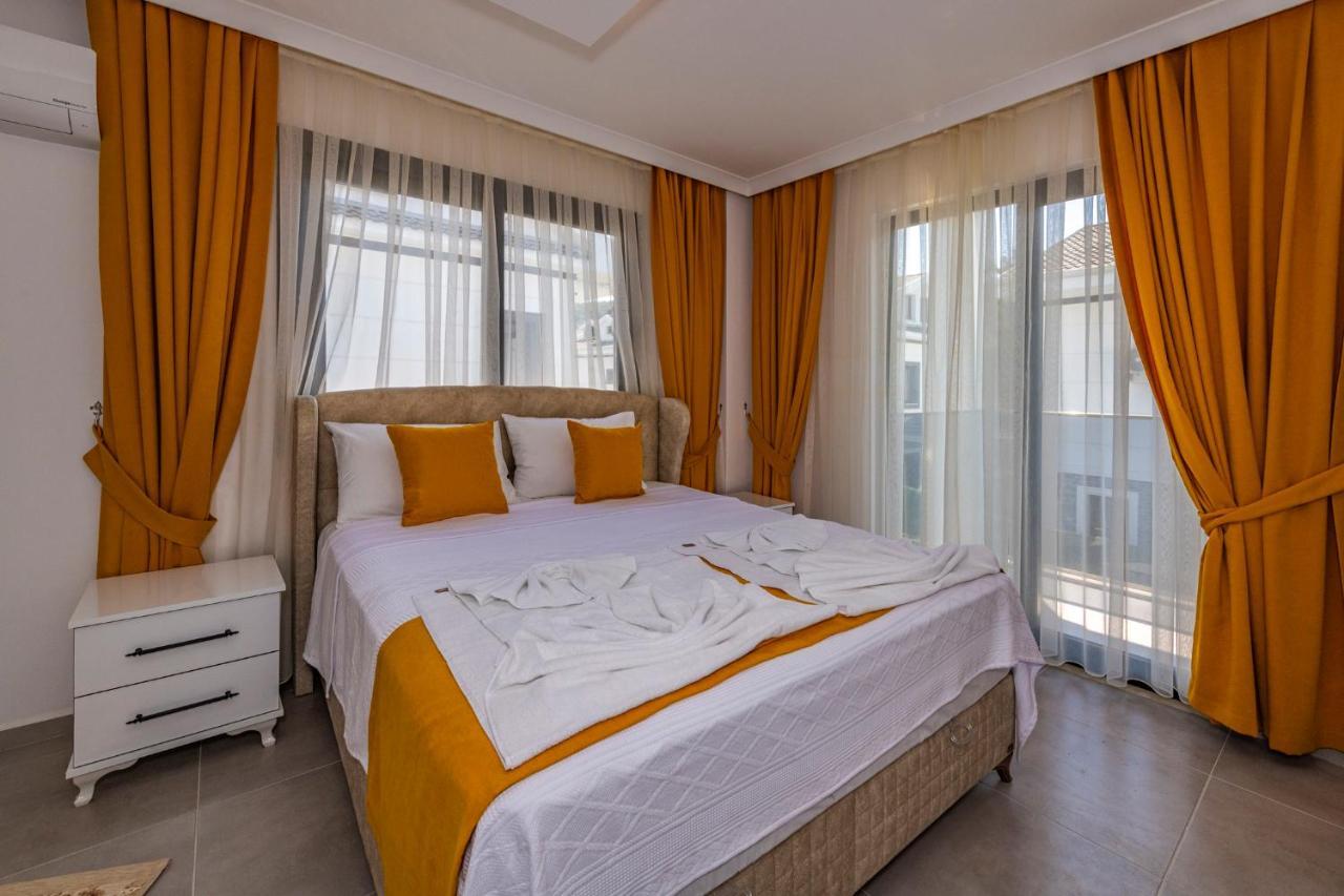 Salkim- 4 Bedroom Holiday Villa In Oludeniz フェティエ エクステリア 写真