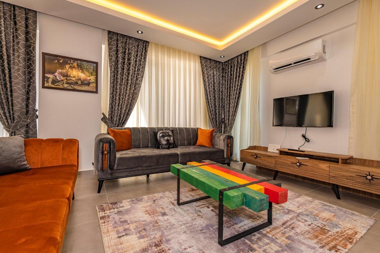 Salkim- 4 Bedroom Holiday Villa In Oludeniz フェティエ エクステリア 写真