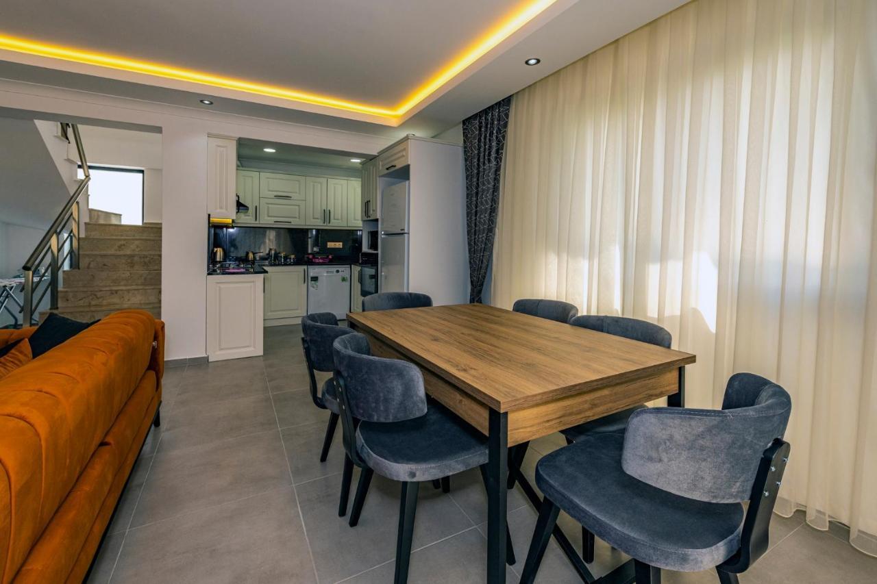 Salkim- 4 Bedroom Holiday Villa In Oludeniz フェティエ エクステリア 写真