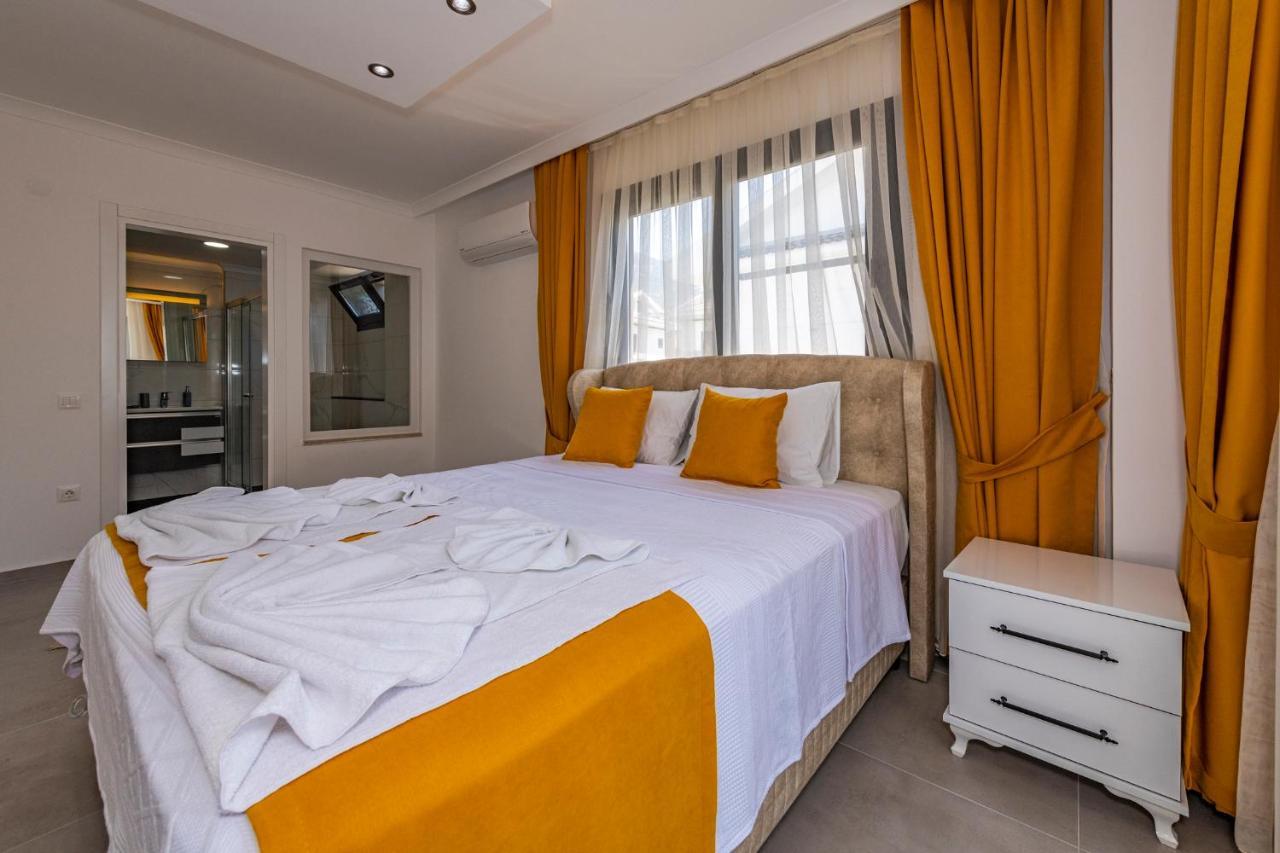 Salkim- 4 Bedroom Holiday Villa In Oludeniz フェティエ エクステリア 写真