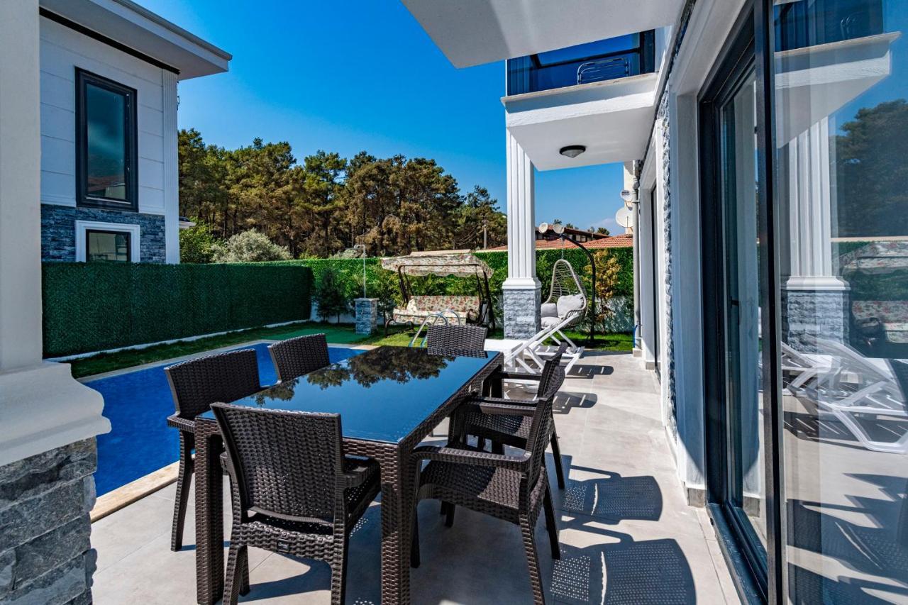 Salkim- 4 Bedroom Holiday Villa In Oludeniz フェティエ エクステリア 写真