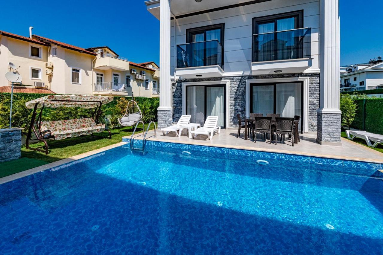 Salkim- 4 Bedroom Holiday Villa In Oludeniz フェティエ エクステリア 写真