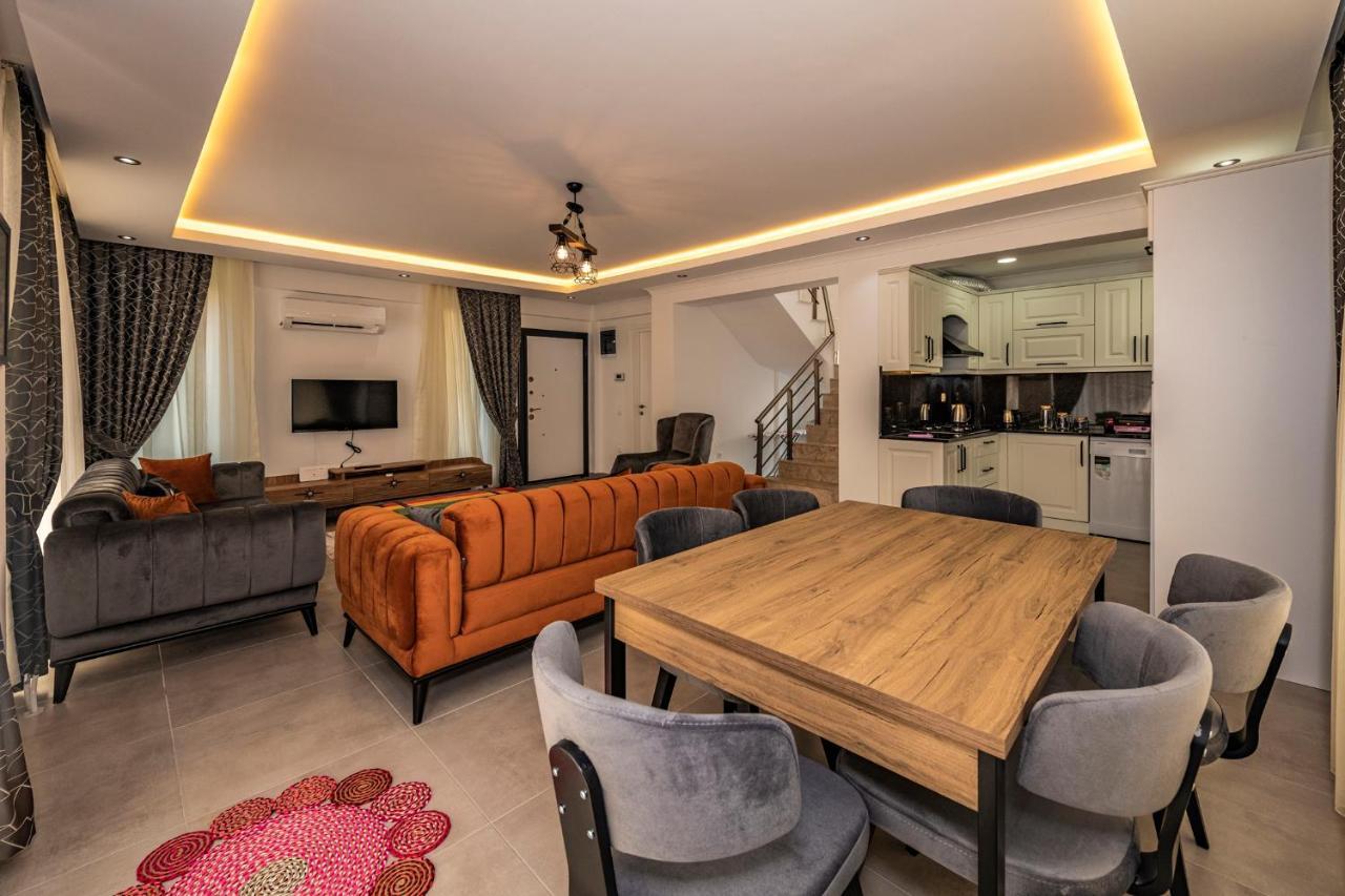 Salkim- 4 Bedroom Holiday Villa In Oludeniz フェティエ エクステリア 写真