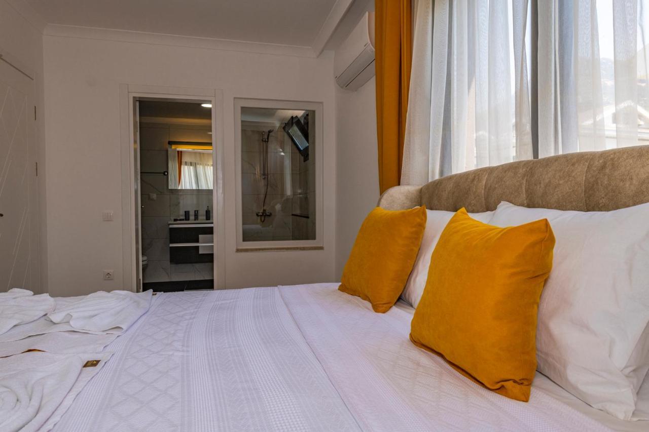 Salkim- 4 Bedroom Holiday Villa In Oludeniz フェティエ エクステリア 写真
